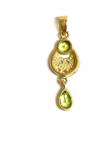 Colgante en oro amarillo y turmalina verde