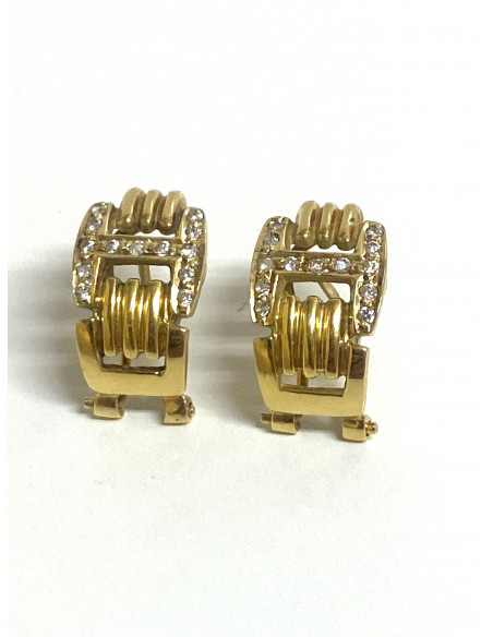 Pendientes Cierre Omega con Circonitas