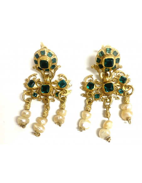 Pendientes largos Populares S.XVIII